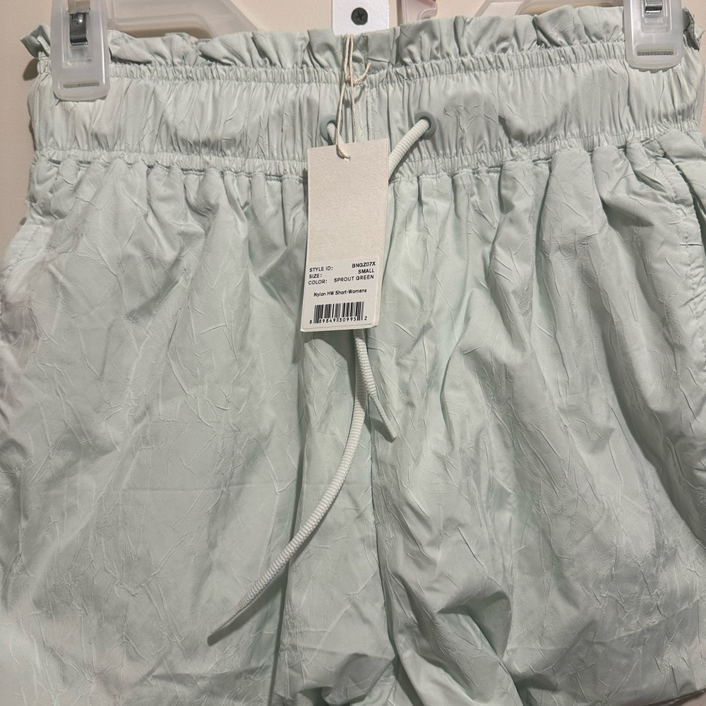 Green Relaxed Fit Athletic Shorts with Elastic Waistband